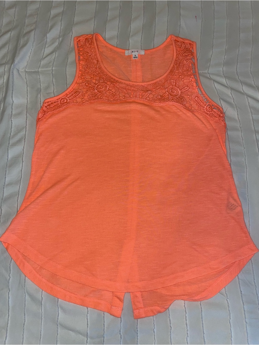 Women’s Coral Sleeveless Tank Top